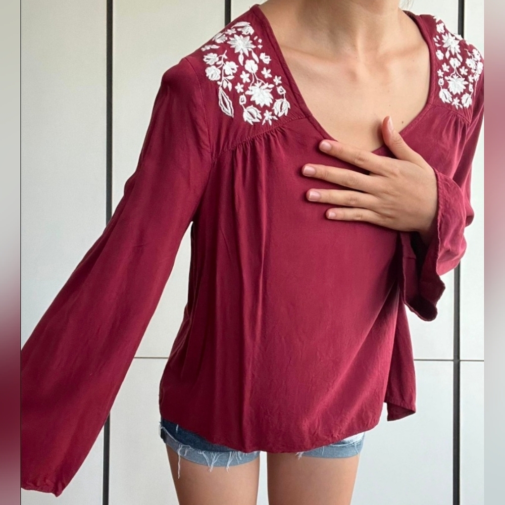 Hollister Maroon Blouse with Embroidered Detail - Sz XS